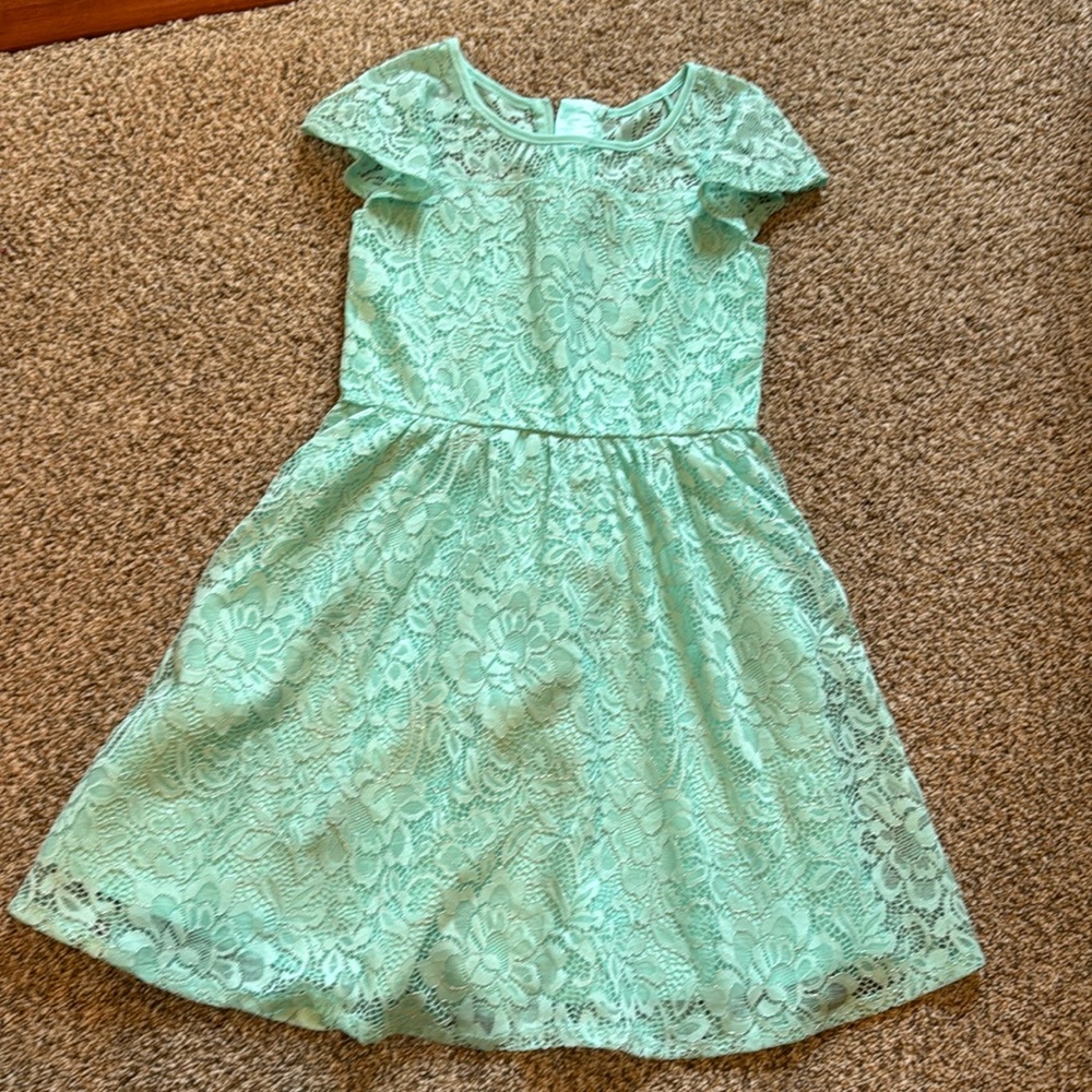 Girls dress